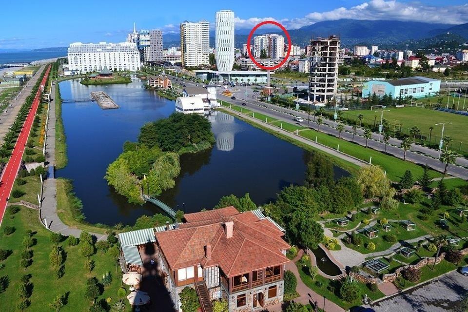 Nino Apartment On Pirosmani Batumi Phòng bức ảnh