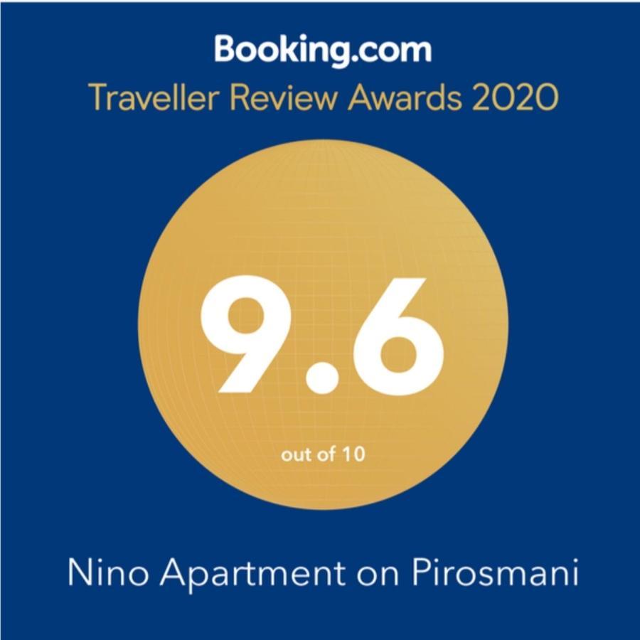 Nino Apartment On Pirosmani Batumi Ngoại thất bức ảnh